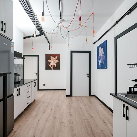 68 Hostel 비슈케크 외부 사진